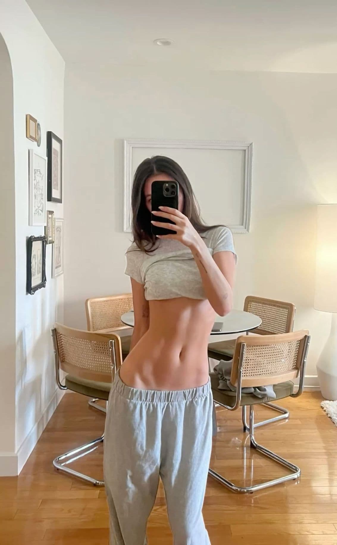 Aslı G. Escort İstanbul - Fotoğraf 1 / 5
