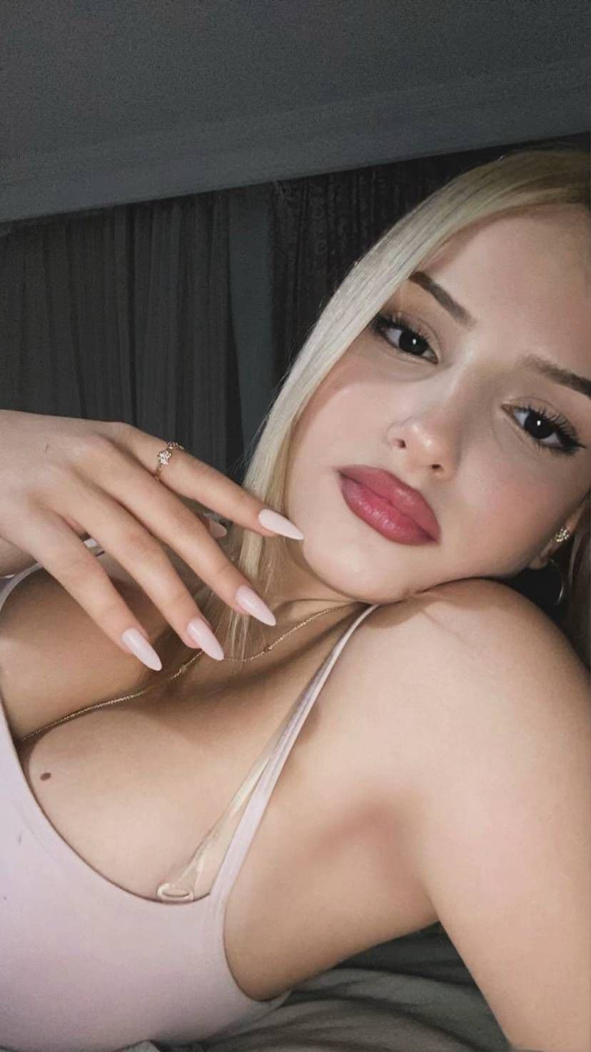 Havva U. Escort İstanbul - Fotoğraf 1 / 5