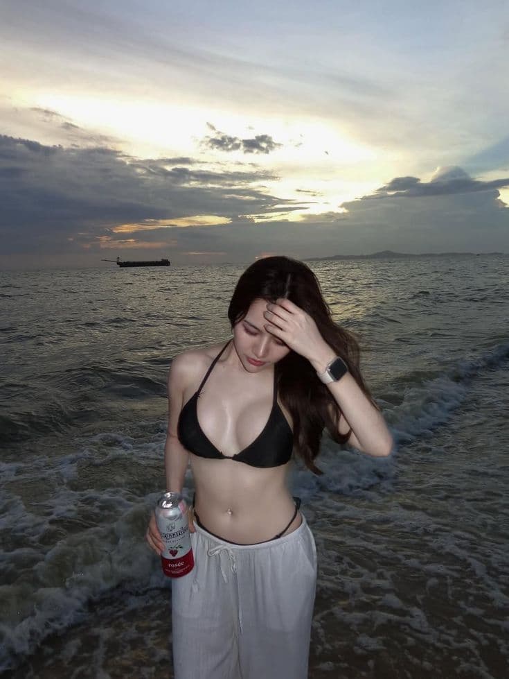 Pınar M. Escort İstanbul - Fotoğraf 1 / 5